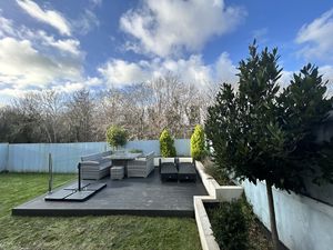 Photo 4- click for photo gallery